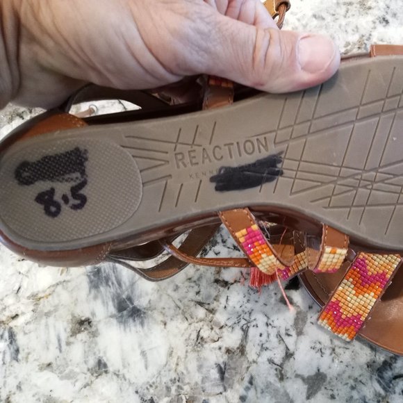 KENNETH COLE REACTION GLADIATOR SANDALS FLAWED - Picture 8 of 8